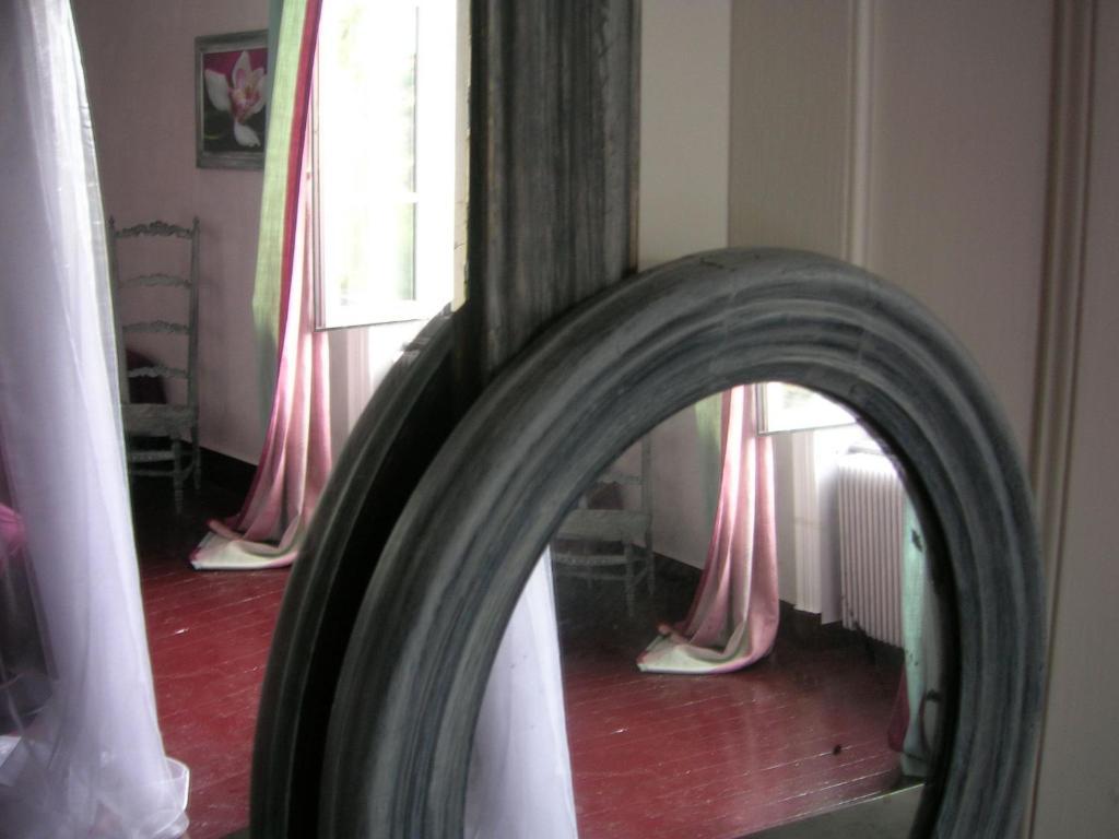 Chambre d'Hôtes La Noue Saint-Pierre-la-Palud Quarto foto